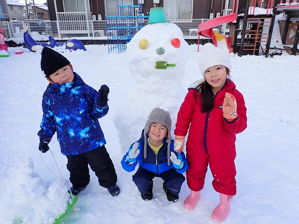 雪だるま、つくったよ♪