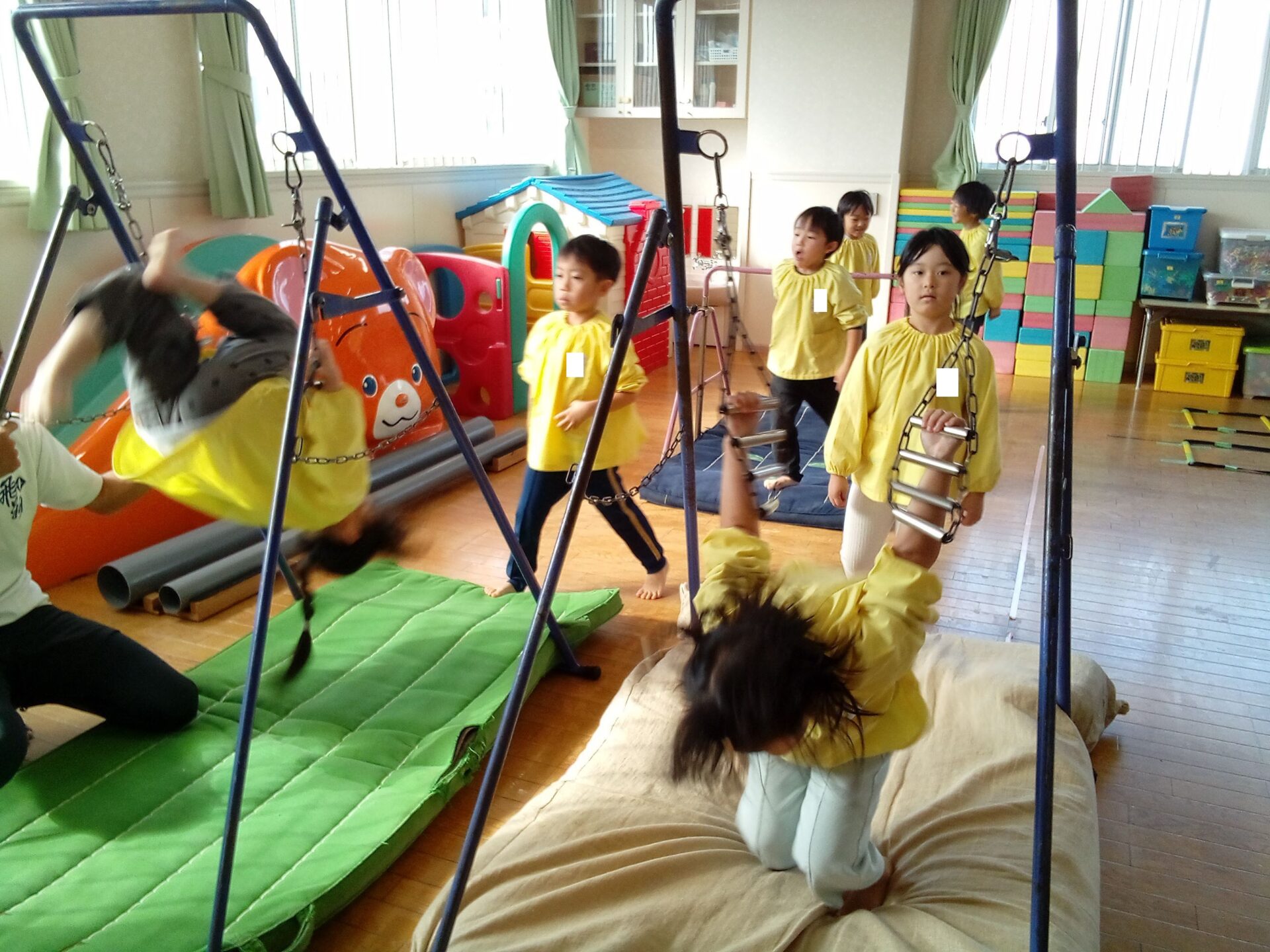 体操教室をおこなっています