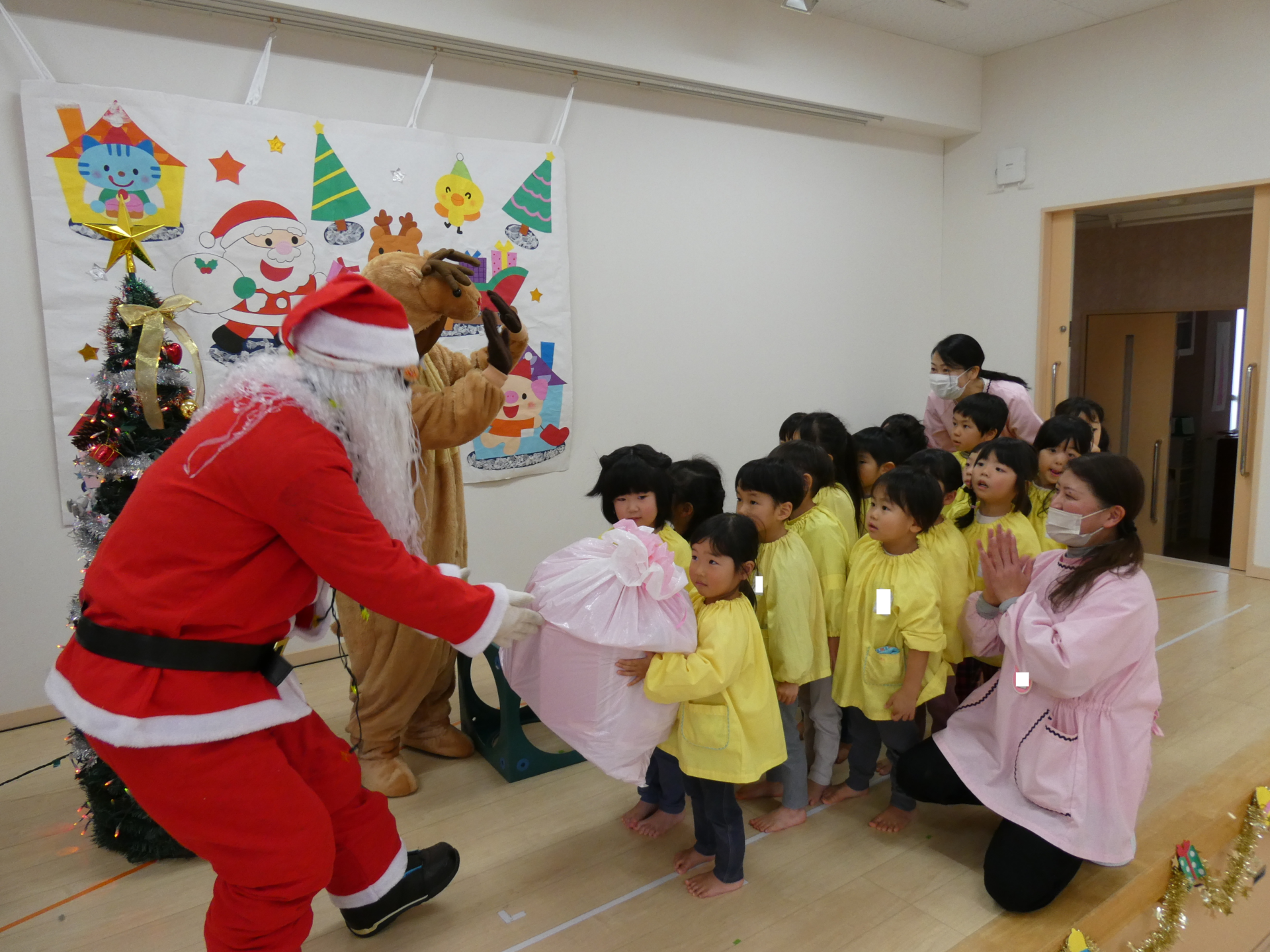 サンタさんからプレゼントもらったよ！