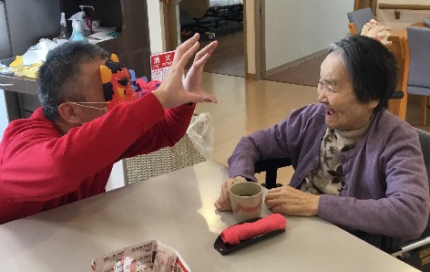 鬼とも仲良し♪